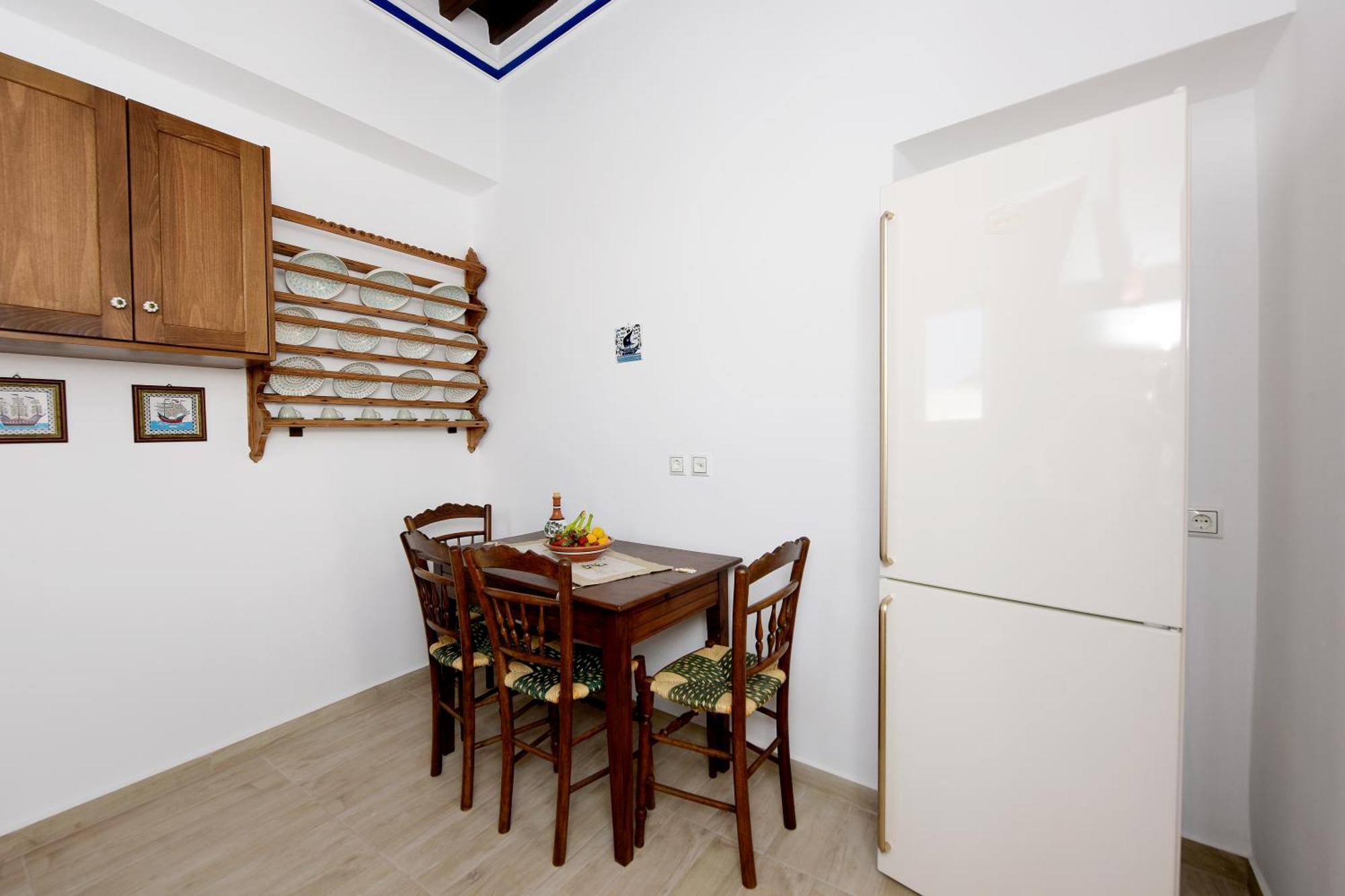 Villa Annoula - Traditional Lindian House