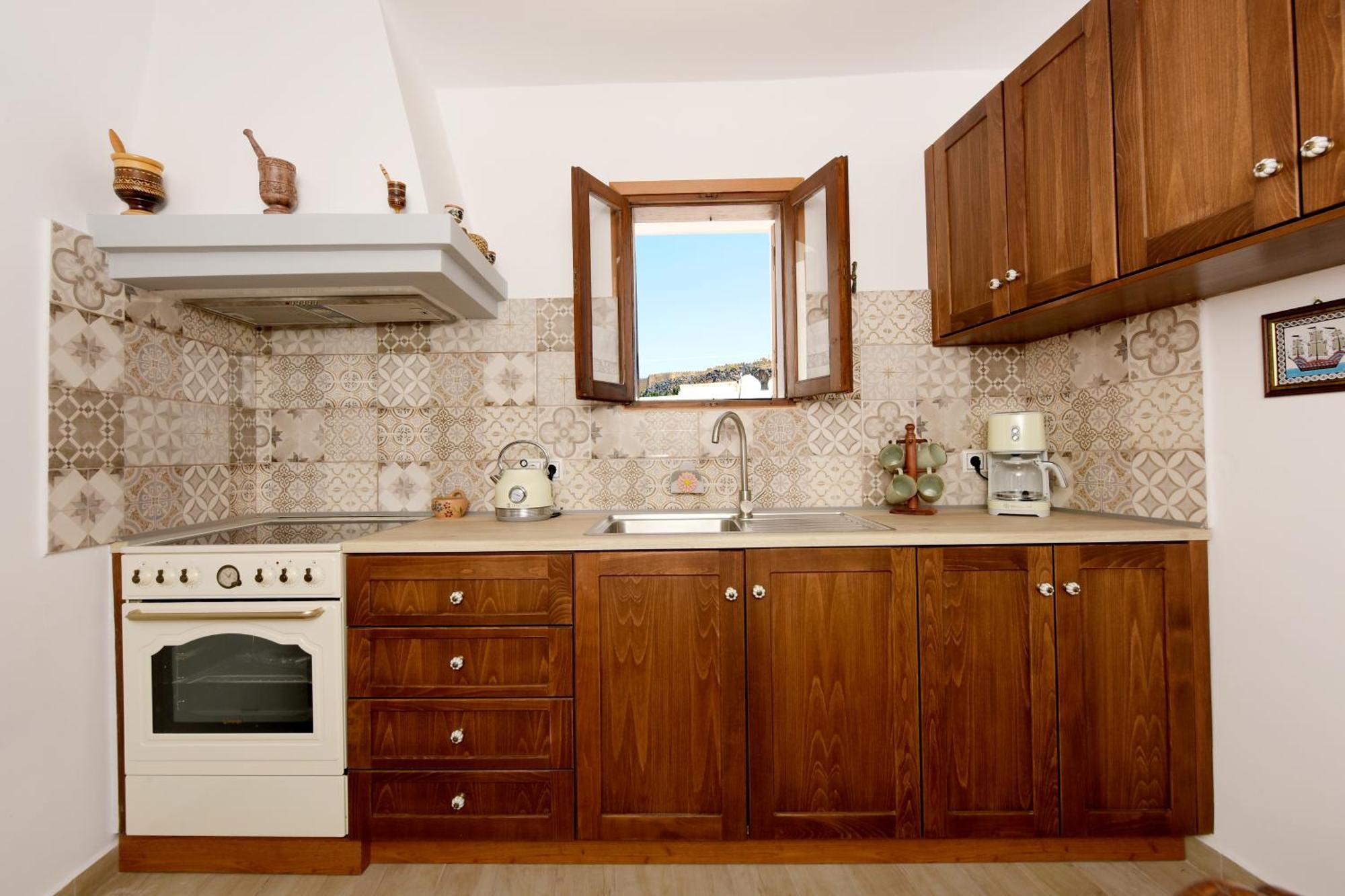 Annoula - Traditional Lindian House * Lindos (Rhodes)